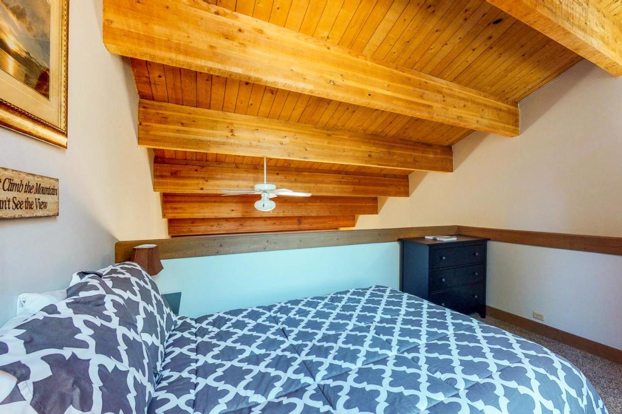 Starry Aspen Grove Hotel Truckee Exterior foto