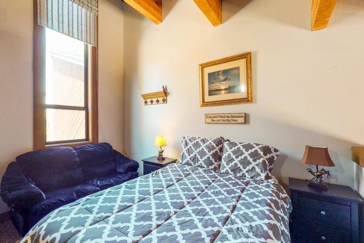 Starry Aspen Grove Hotel Truckee Exterior foto